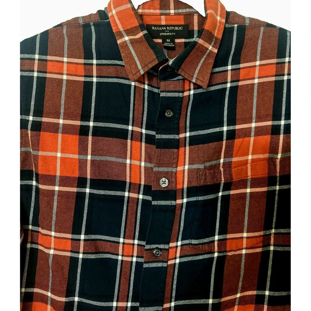 Banana Republic Standard Fit Mens M Plaid Flannel Button Up Cotton Shirt